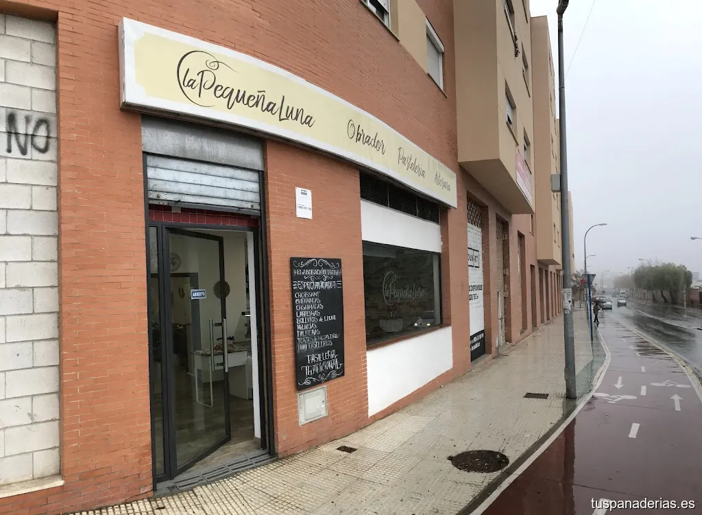 OBRADOR LUNA (La Pequeña Luna)