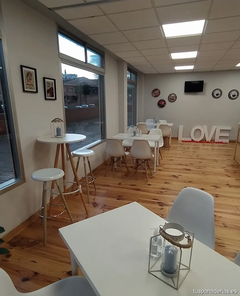 Panadería La Espiga de Oro (2)