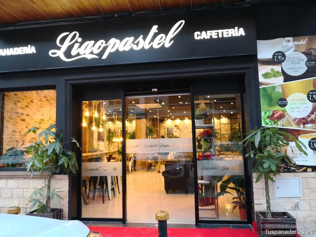 Liaopastel PANADERÍA CAFETERÍA.