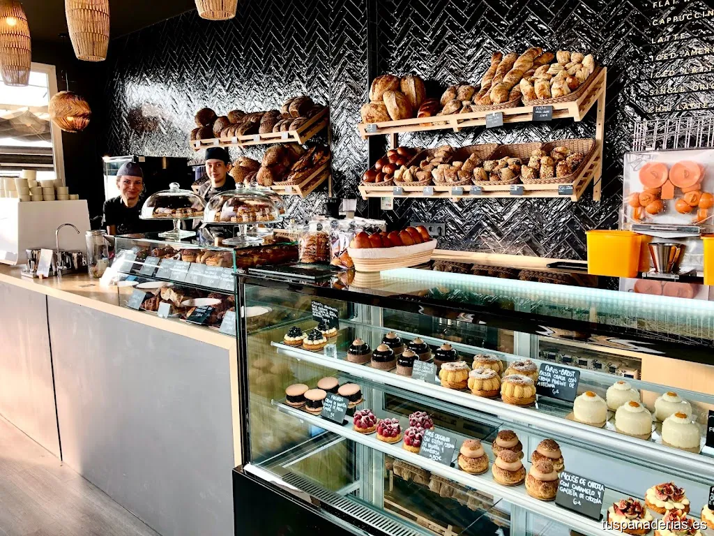 Pan Deluxe Scandinavian Bakery