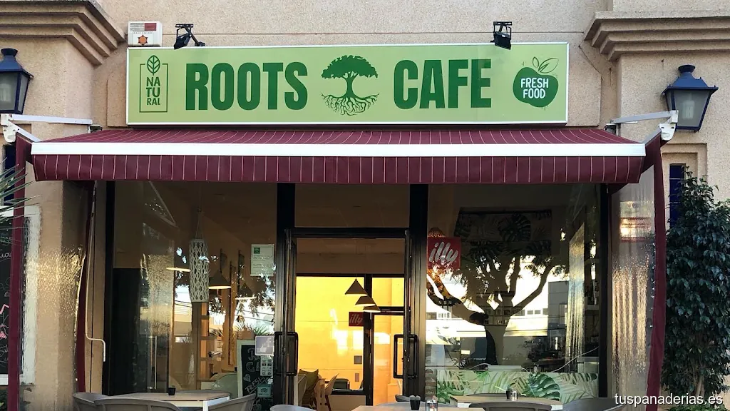 ROOTS CAFE