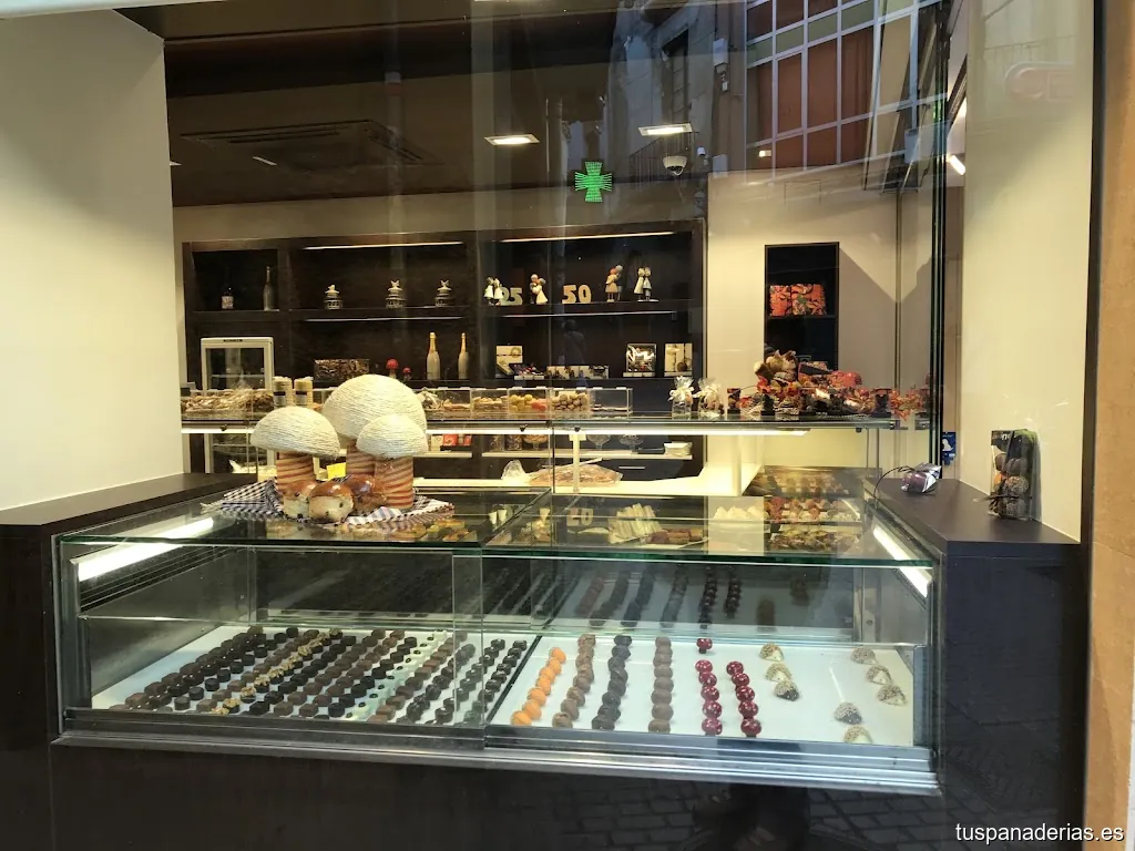 Pastisseria Forn la Lionesa