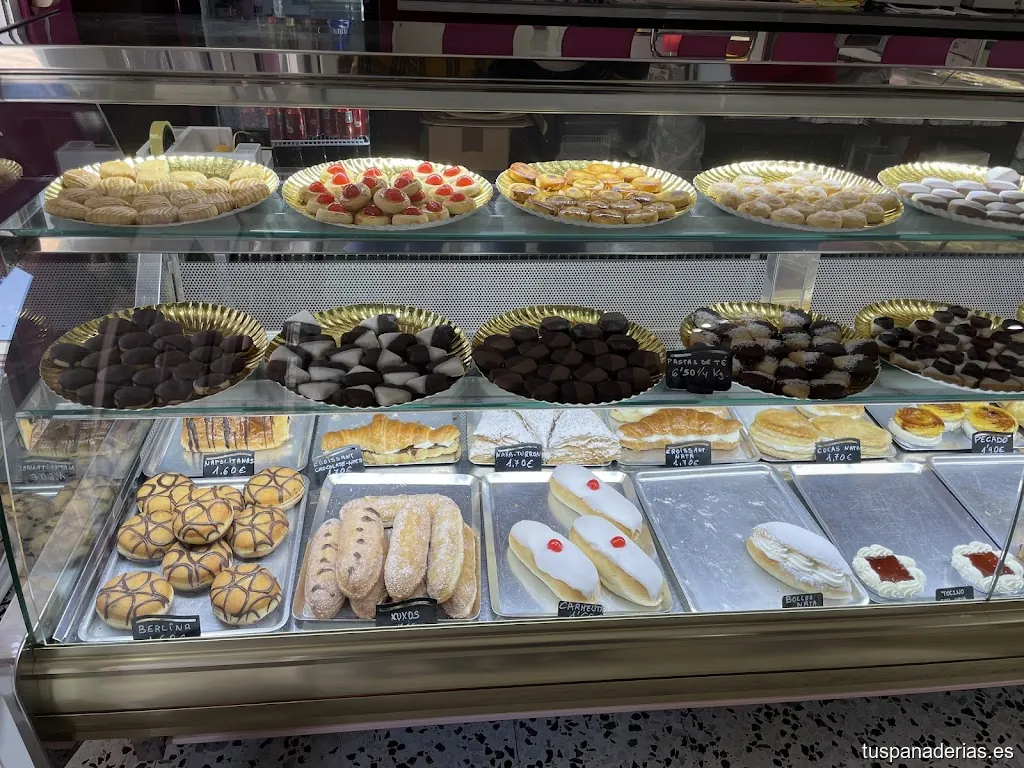 Pastelería La Miloja Lola