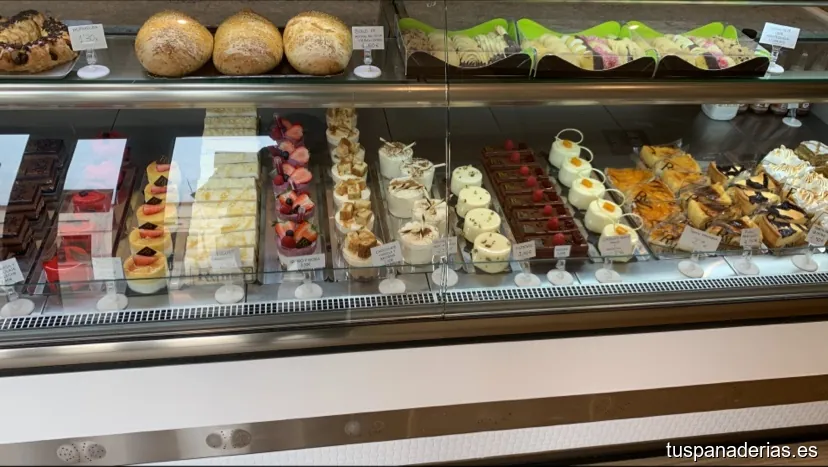 Pasteleria Reina Mora