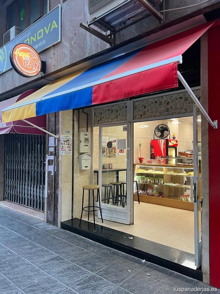 Aquí Hay Pan - Panadería Colombiana en Orihuela