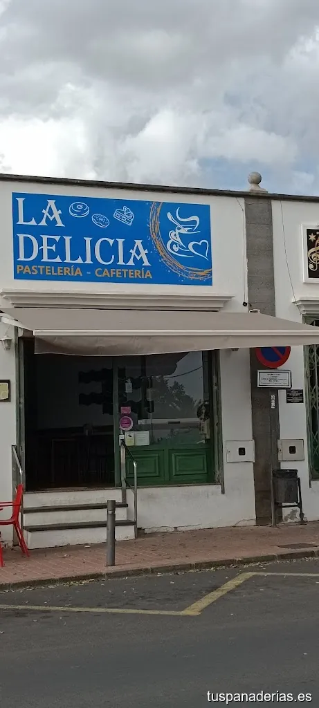 Pastelería cafetería La Delicia