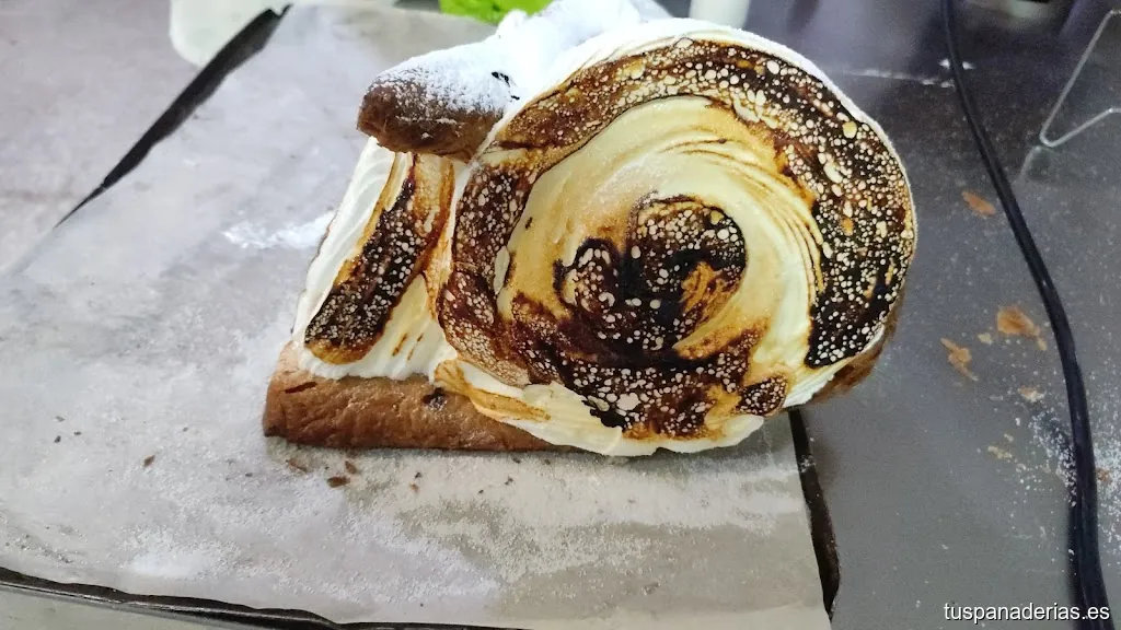 El Horno De Elias Panaderia Bolleria