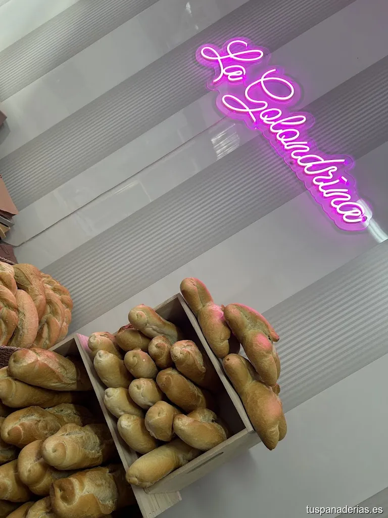 Panadería - Confitería La Golondrina
