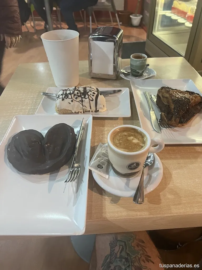 Pastelería Vicente Café