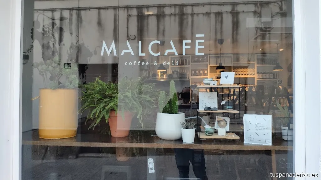 MALCAFĒ coffee & deli. Cerrados por vacaciones hasta el 19 de febrero 2026. Muchas gracias