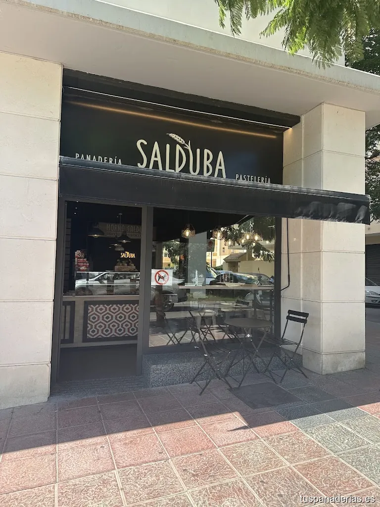 Salduba Panadería & Pastelería Estepona