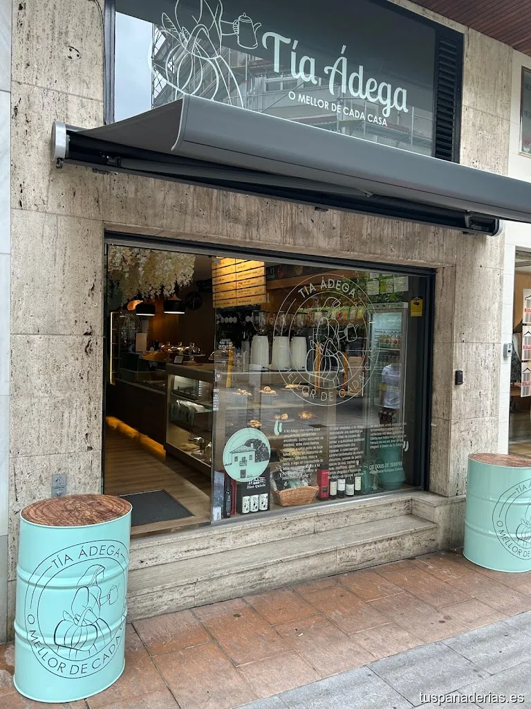 LA POSTRERÍA DE MARTA & CAFÉ TÍA ÁDEGA