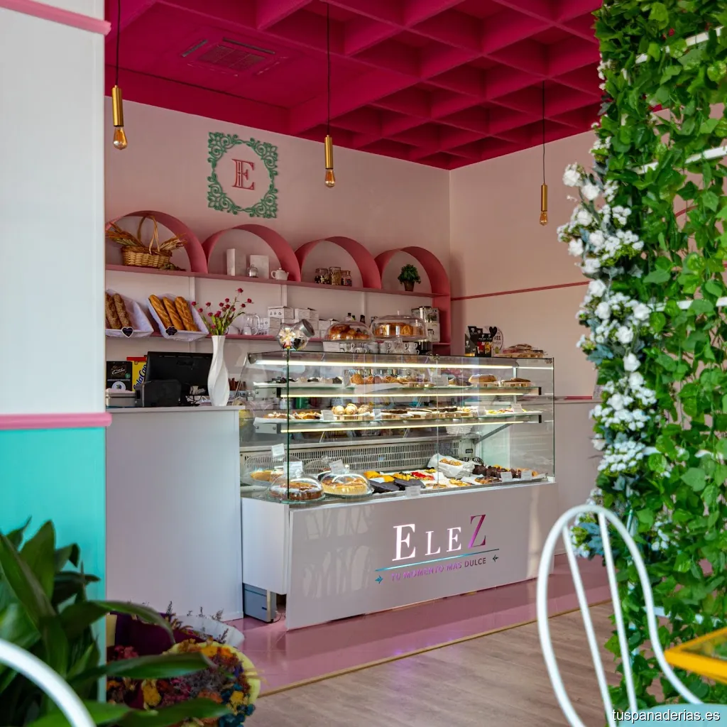 Cafetería Pastelería Elez - Pastelería gourmet - Desayunos - Meriendas en Elez