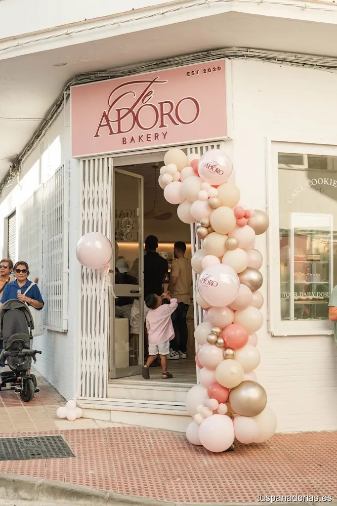 Te Adoro Bakery
