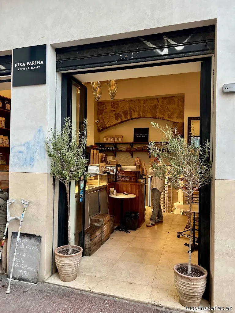 Fika Farina coffee and bakery