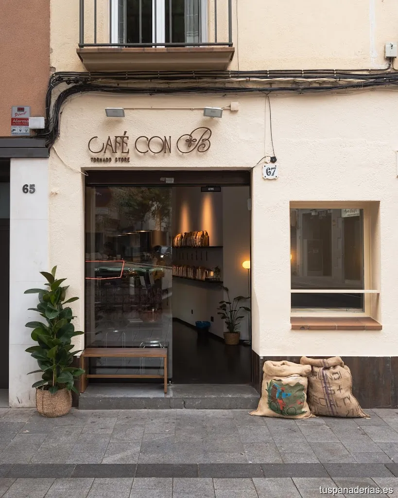 Café con B - Tornado store Specialty Coffee