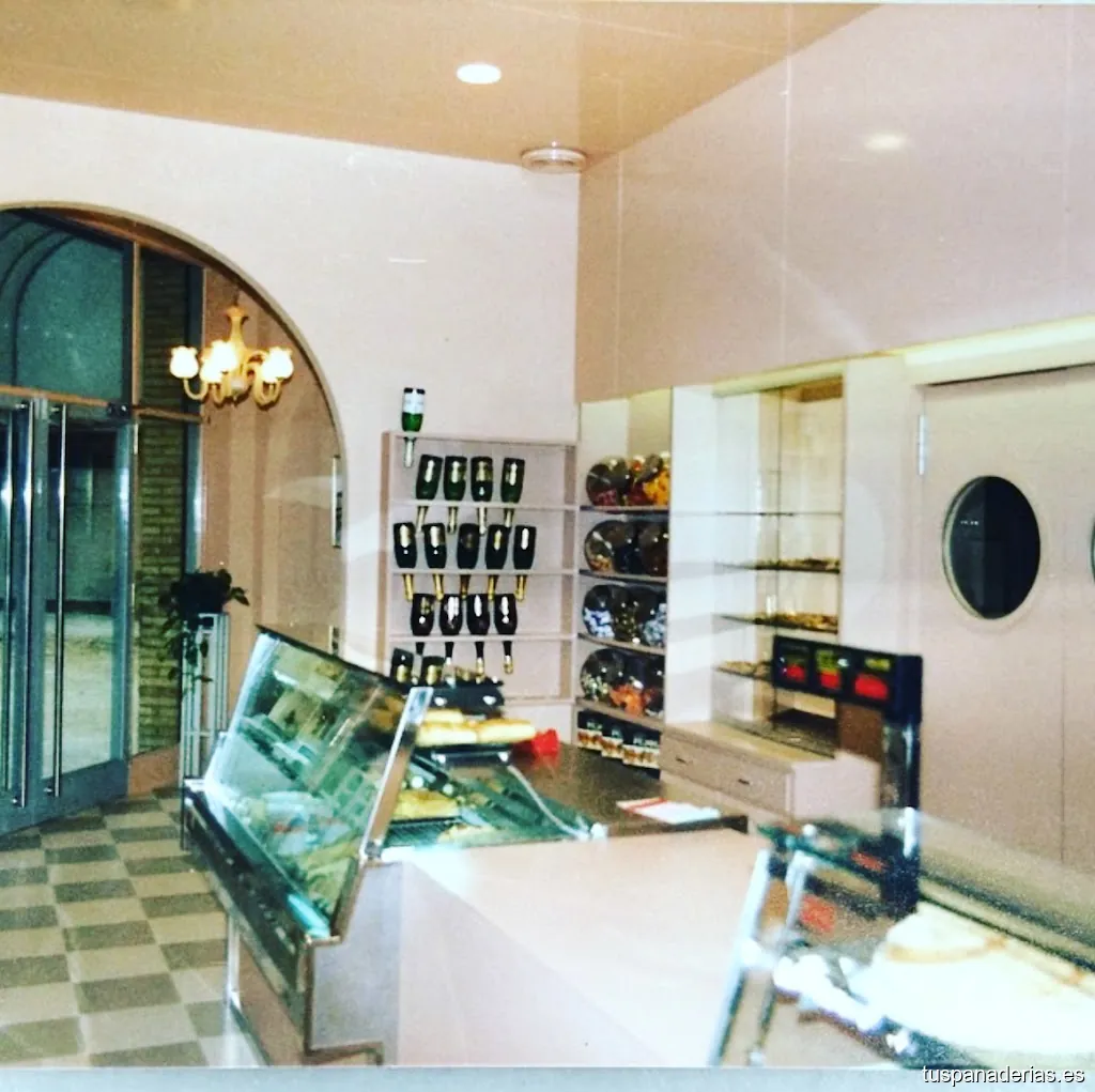 Pastisseria Serarols Nin