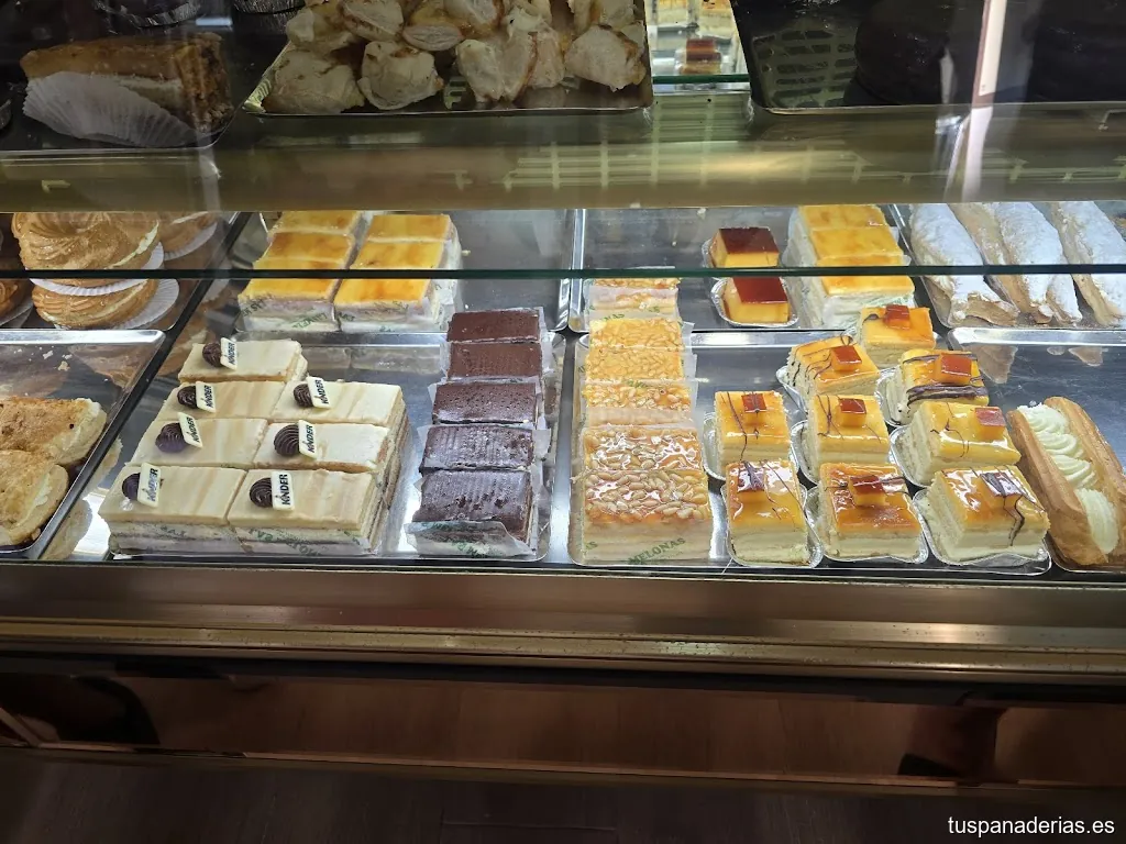 Obrador Confitería Ntra. Sra, del Rocío