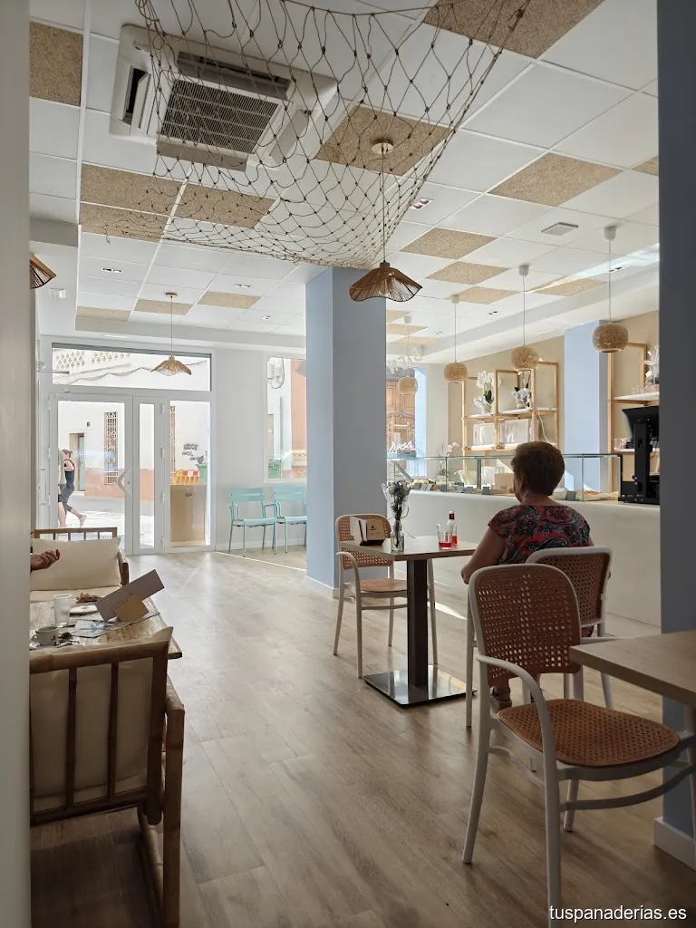 La Cúpula - Horno • Cafetería • Pastelería