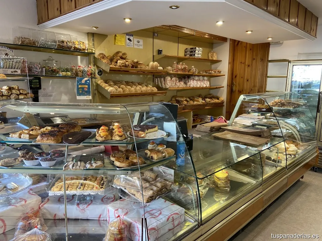 Panadería Aldin Luarca