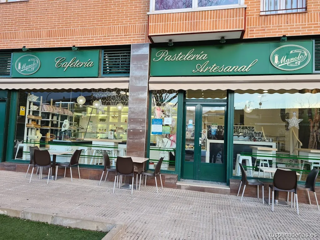 Pastelería Manolo by Hermanas Manzano