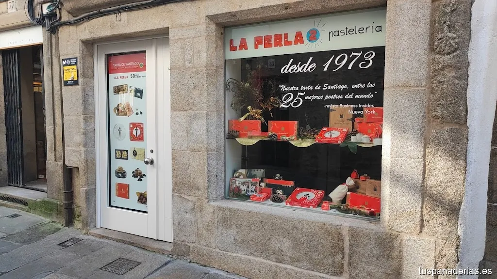 Pastelería La Perla [2]