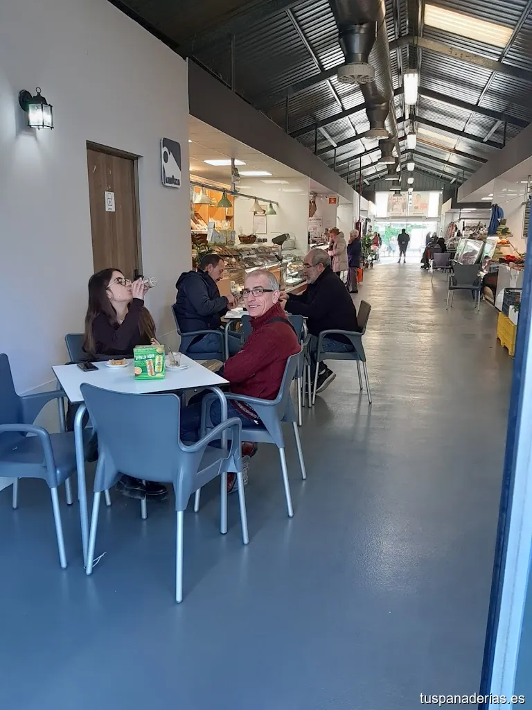 Croissanteria Y Bolleria Loles