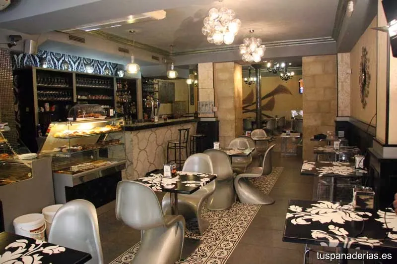 Café nuevo Castellano