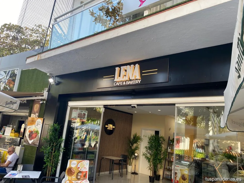 LENA - Cafe & Bakery