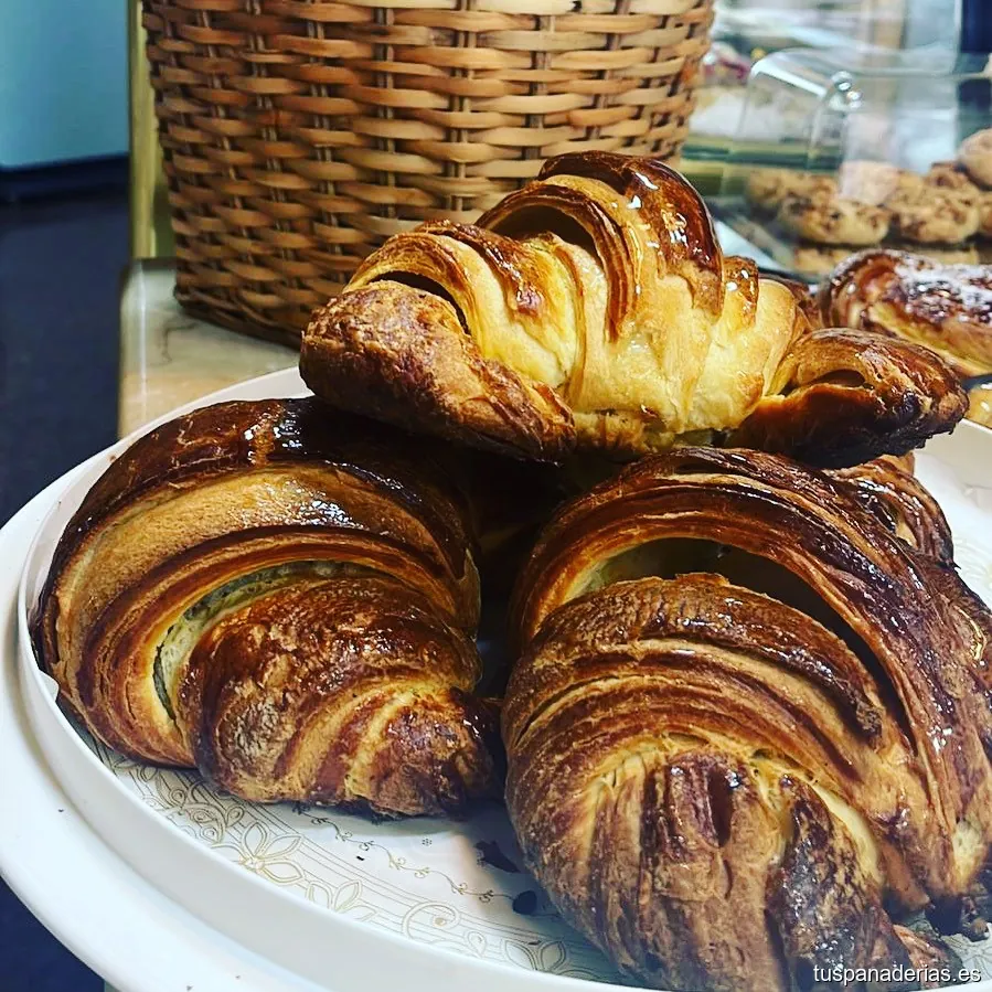 Panadería Pastelería Casa Capote