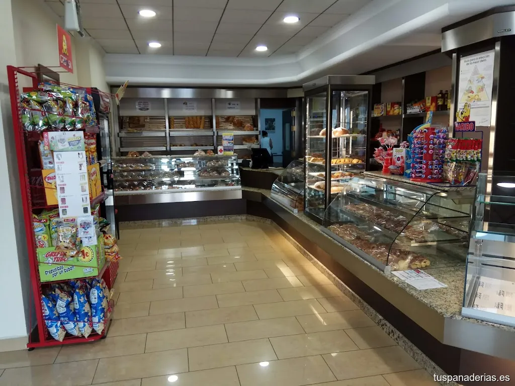 PANADERÍA-BOLLERÍA Santa ANA.