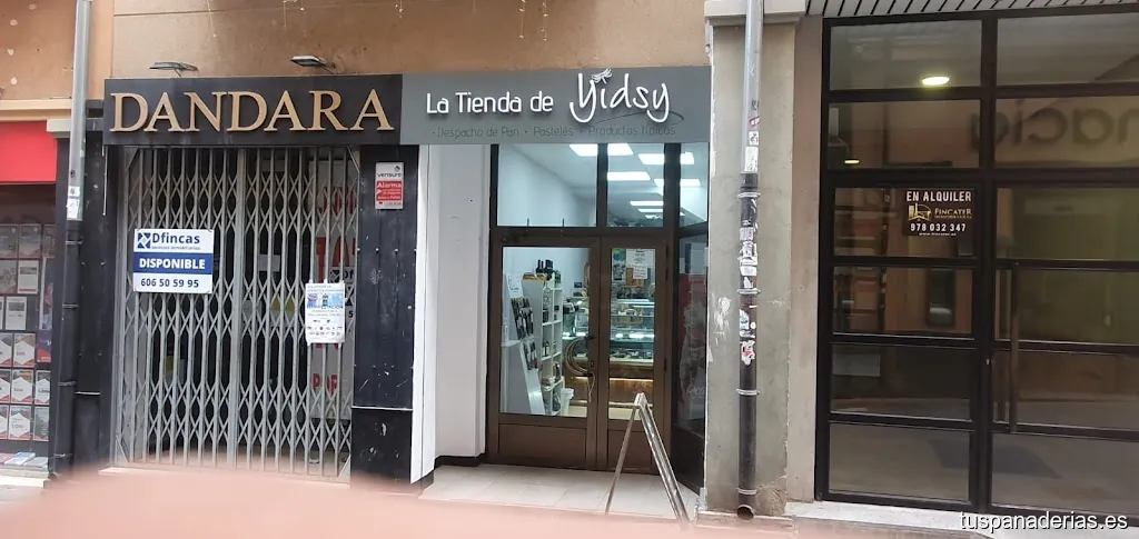 Panadería y Pastelería La Tienda De Yidsy.