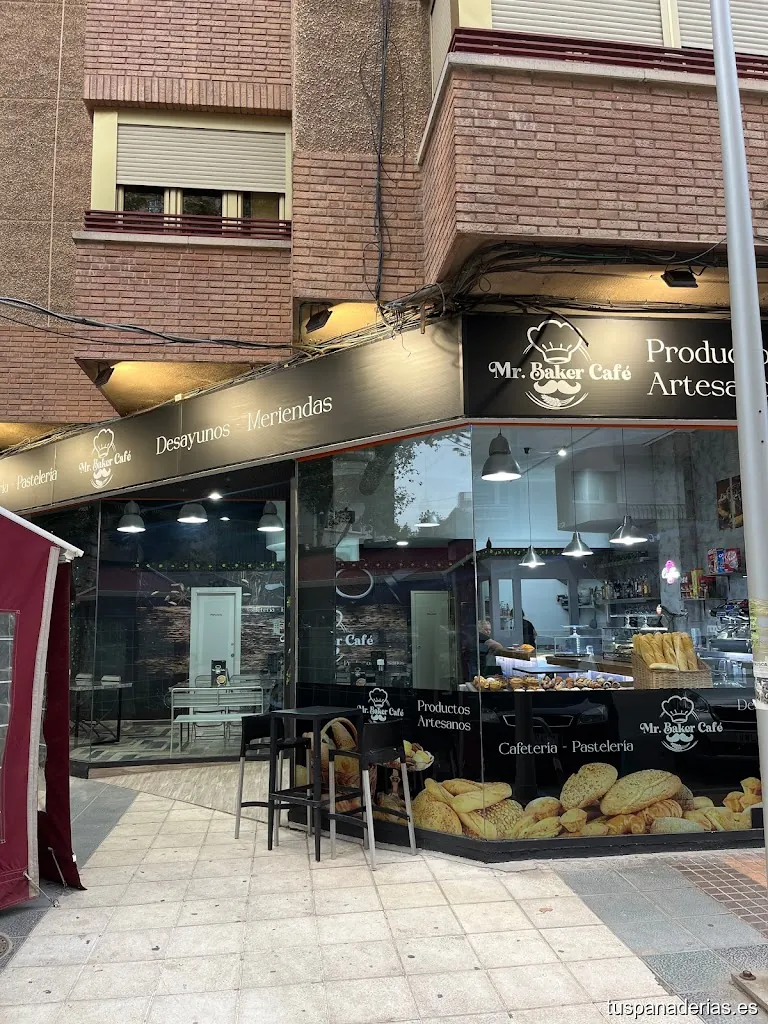 Mister Baker Cafe