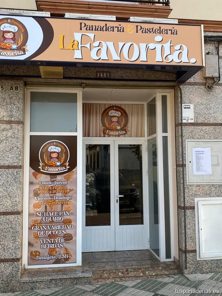 Panaderia & Pasteleria La Favorita 2025
