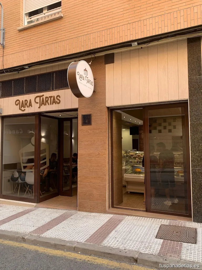 Lara Tartas | Cafetería y Pastelería Artesanal
