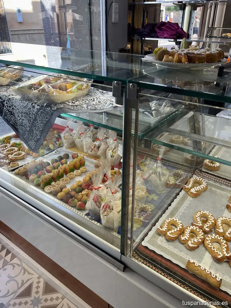 FORN TRADICIONAL ESTIVALIS.