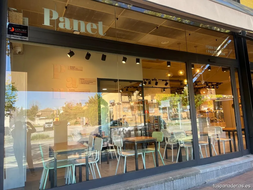Panet Caldes - Forn de Pa, Pastisseria i Cafeteria