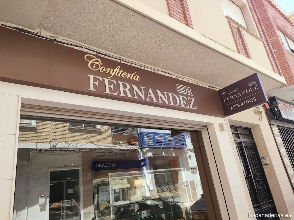 Confitería FERNÁNDEZ.