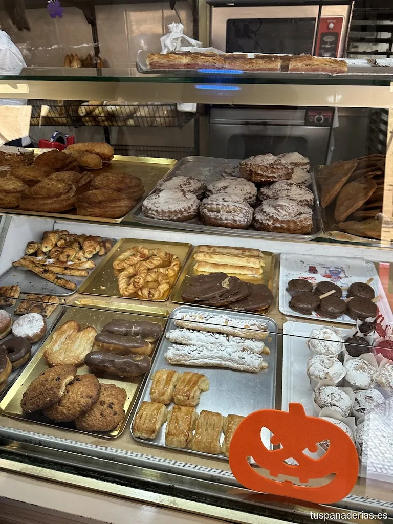 Panadería Donat Donat C B