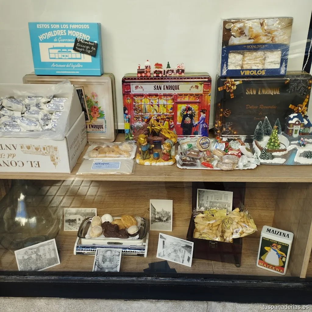 La maestra Panaderia Pastelería Jaén