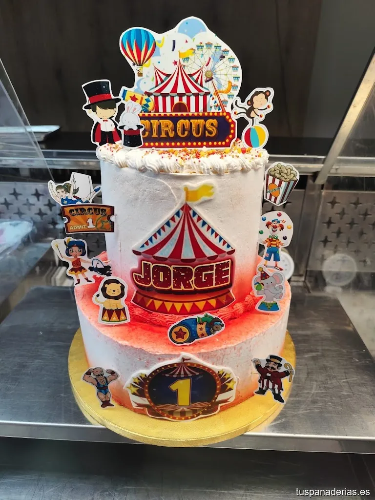 Pasteleria Emma by Gil