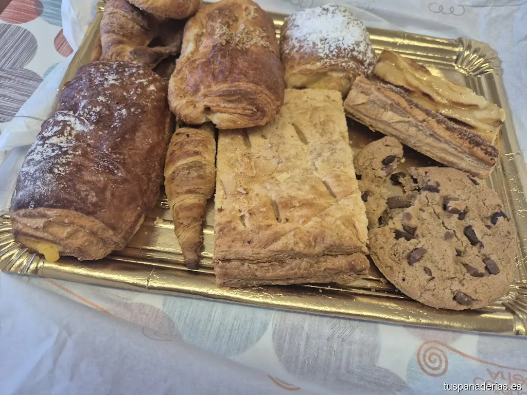 J. Bella Panadería- Pastelería