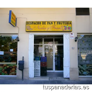 Despacho de Pan y Fruteria Noelia Y Fran ll
