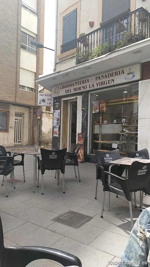 CROISSANTERÍA - PANADERÍA DEL HORNO LA VIRGEN.