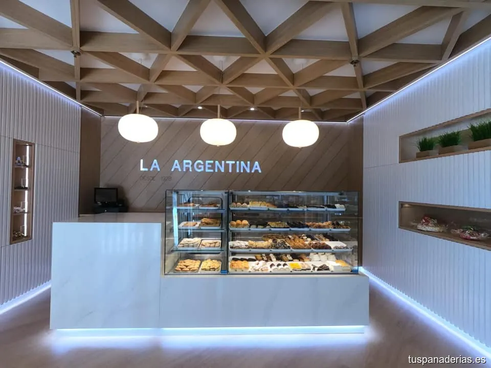 Pasteleria & Confiteria La Argentina III