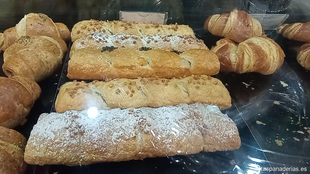 Pave Bon Pa Bon Cafe