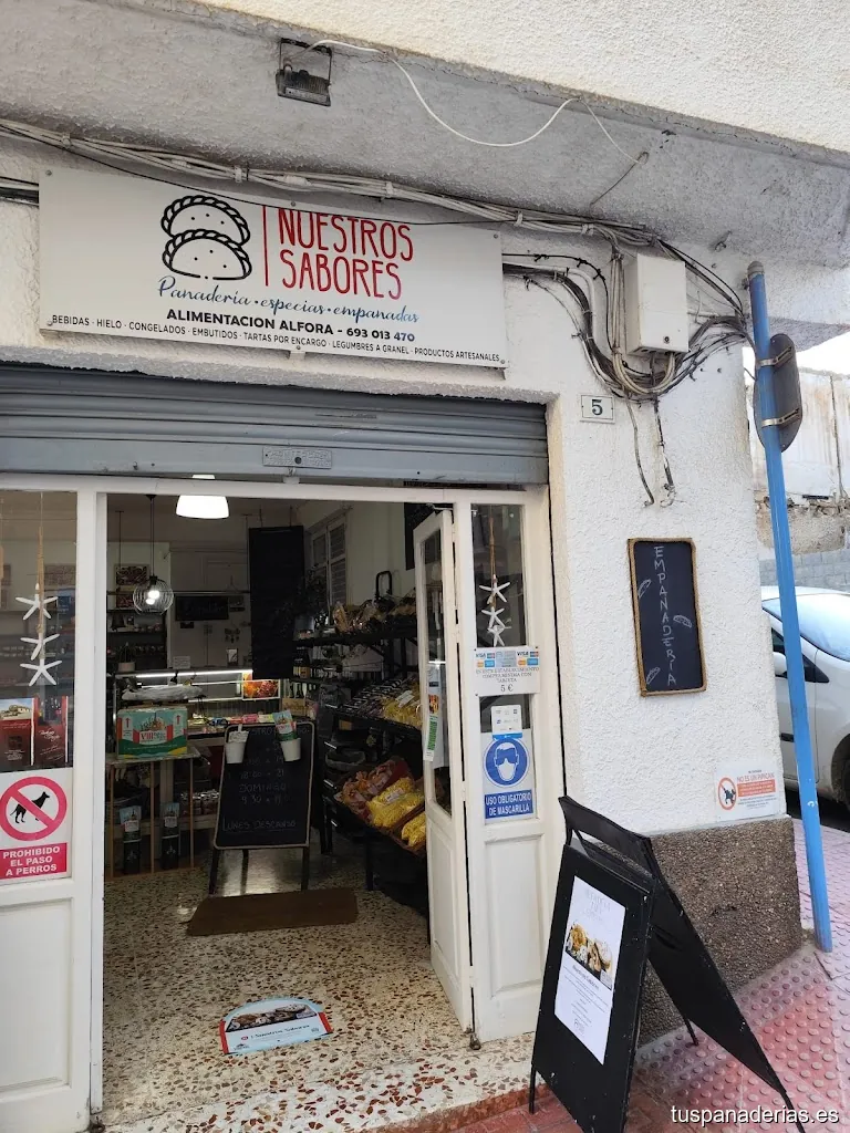 NUESTROS SABORES Panadería•especias•empanadas.