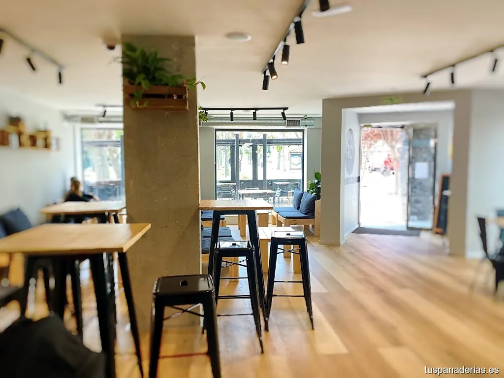 90 Coffee-Bakery