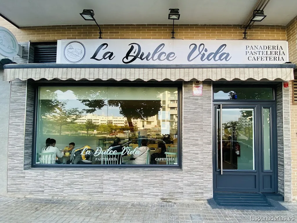 Pastelería panadería cafetería La Dulce Vida