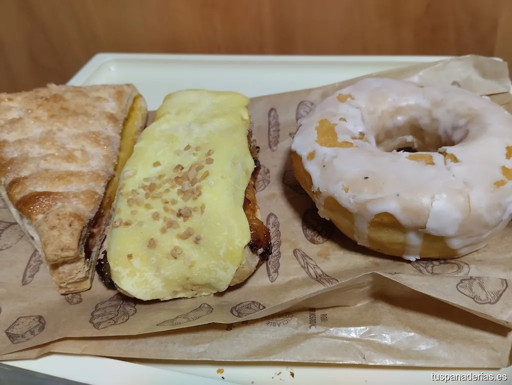 Panaderia Y Confiteria La Espiga De Oro